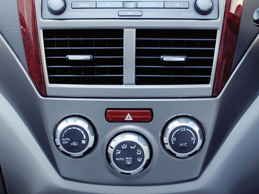  Subaru Forester 2009 года  (фото 106 из 156)